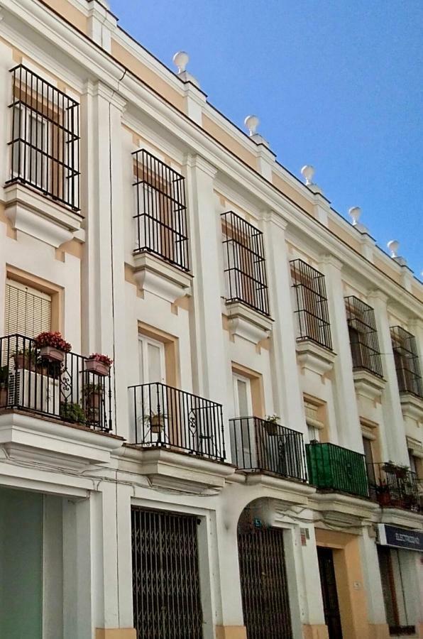 Gatu Premium Villa Aramburu, " Preferente Mayores De 25 Anos Y Familias " El Puerto de Santa María Εξωτερικό φωτογραφία