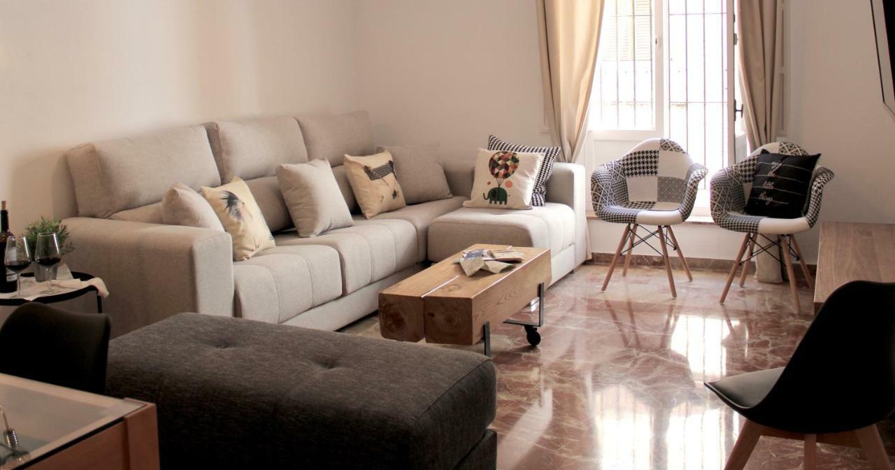 Gatu Premium Villa Aramburu, " Preferente Mayores De 25 Anos Y Familias " El Puerto de Santa María Εξωτερικό φωτογραφία