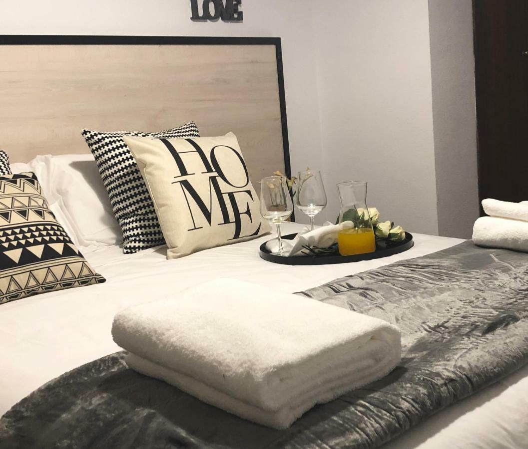 Gatu Premium Villa Aramburu, " Preferente Mayores De 25 Anos Y Familias " El Puerto de Santa María Εξωτερικό φωτογραφία
